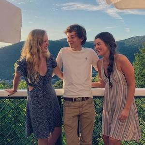 Meet your Posher, Austin